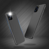 Retail Display Cases – Flexible gel case for iPhone 14 - Carlat