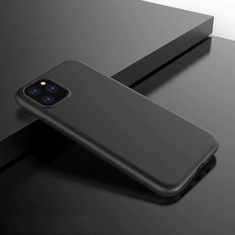 Retail Display Cases – Flexible gel case for iPhone 14 - Carlat