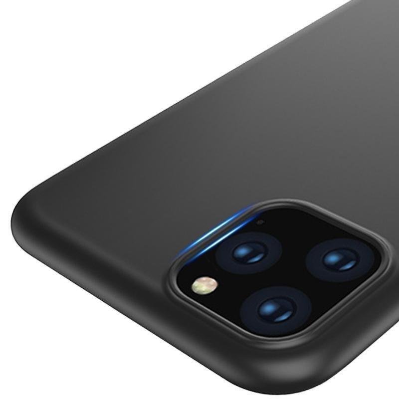 Retail Display Cases – Flexible gel case for iPhone 14 - Carlat