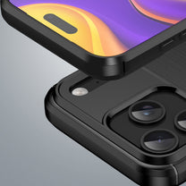 Retail Display Cases – Protective cover for iPhone 17 Pro - Carlat