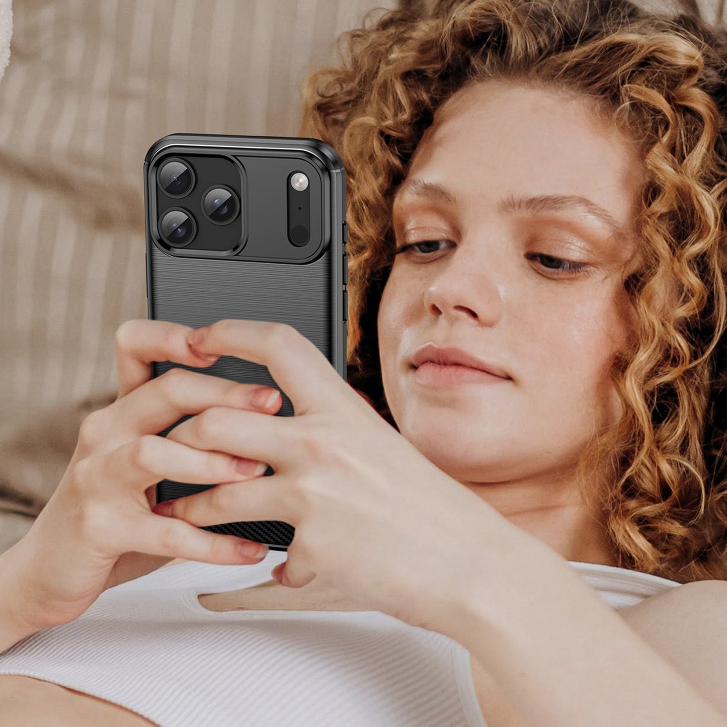 Retail Display Cases – Protective cover for iPhone 17 Pro - Carlat