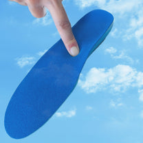 Retail Display Cases – Shoe insoles with room for AirTag - Carlat