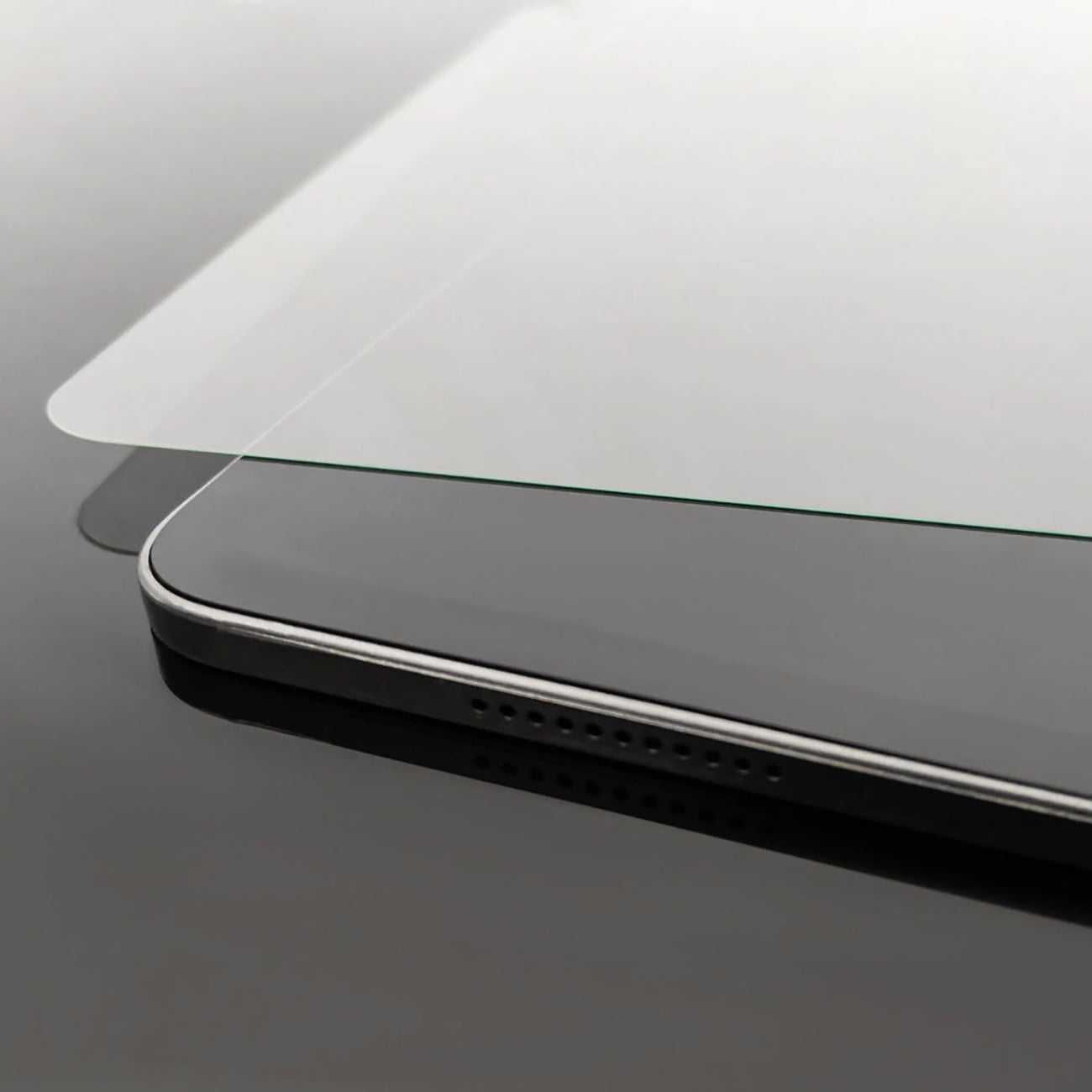Retail Display Cases – Tempered glass for Apple iPad mini - Carlat