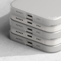 Retail Display Cases – Translucent ultra-thin case for iPhone 14 - Carlat