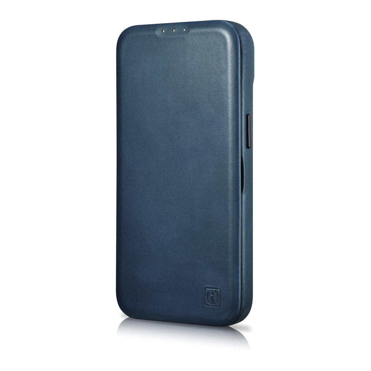 Retail Display Cases – iPhone 14 Plus Magnetic Flip Case - Carlat