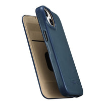 Retail Display Cases – iPhone 14 Plus Magnetic Flip Case - Carlat