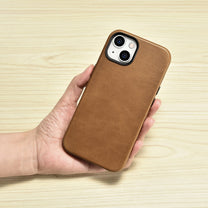 Retail Display Cases – iPhone 14 Plus Magnetic Leather Case - Carlat