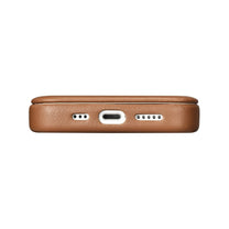 Retail Display Cases – iPhone 14 Plus leather case with - Carlat