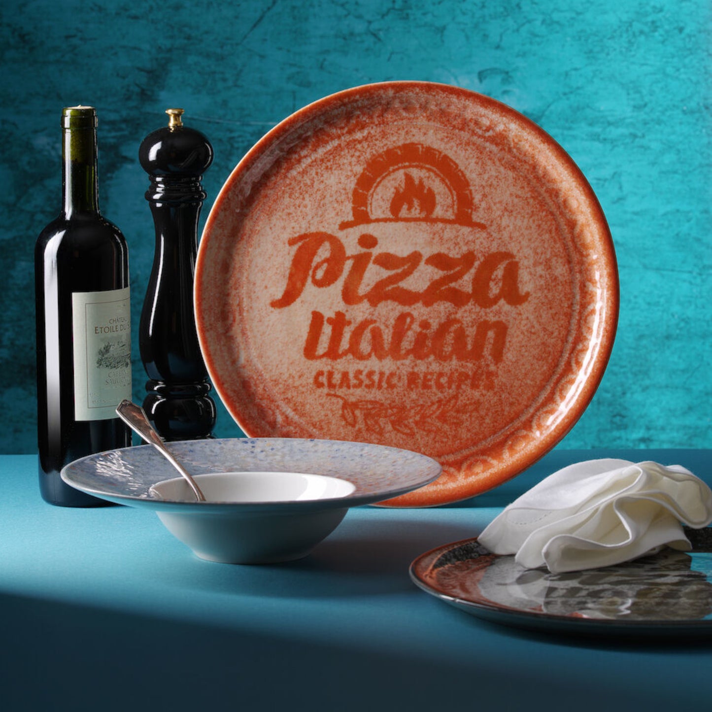 Serving Bowls – Recipe Collection Brick Red porcelain pizza plate, - Carlat