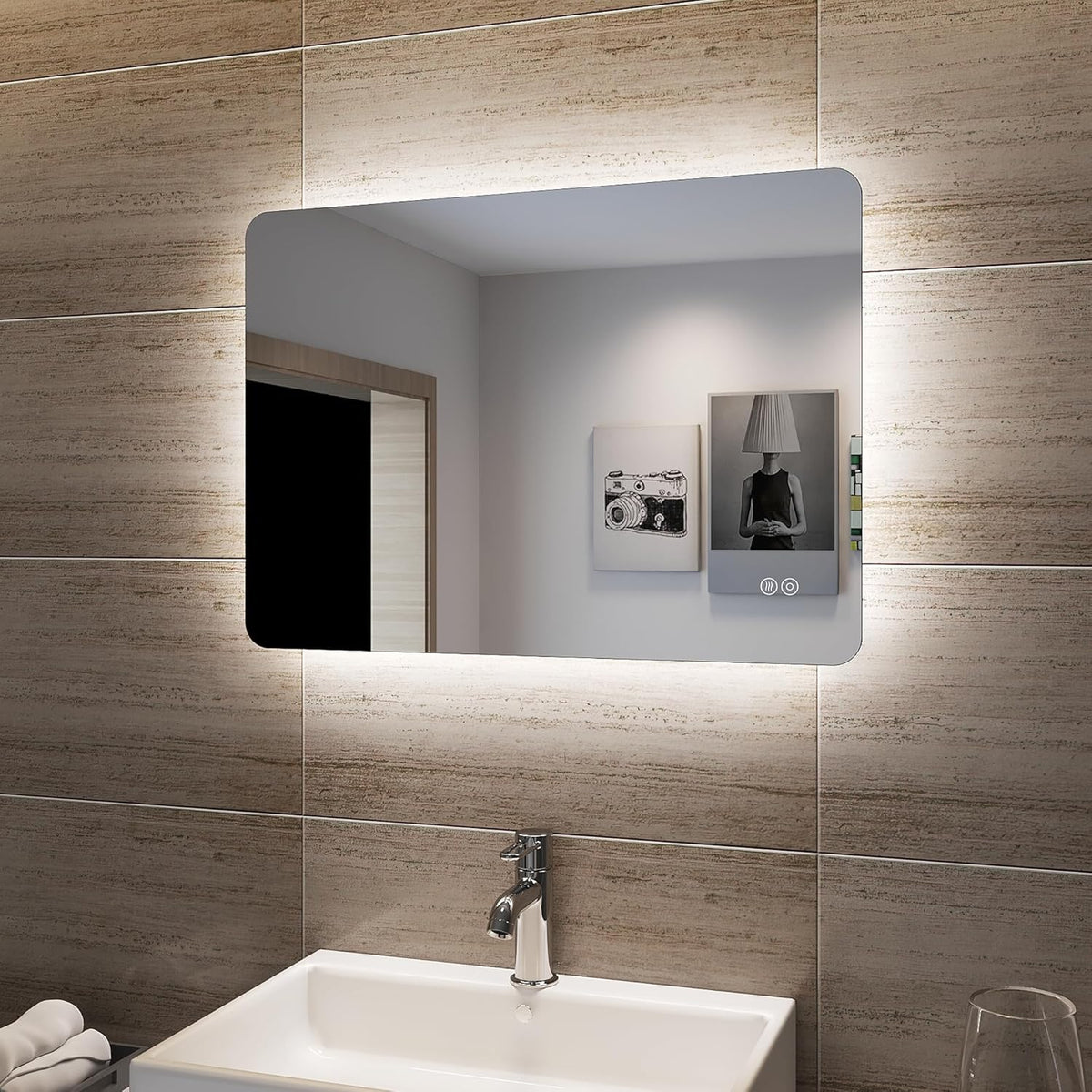 Sonni Bathroom LED Wall Mirror, Rectangular with LED Lighting, Cool White, IP44 Energy Saving - Carlat