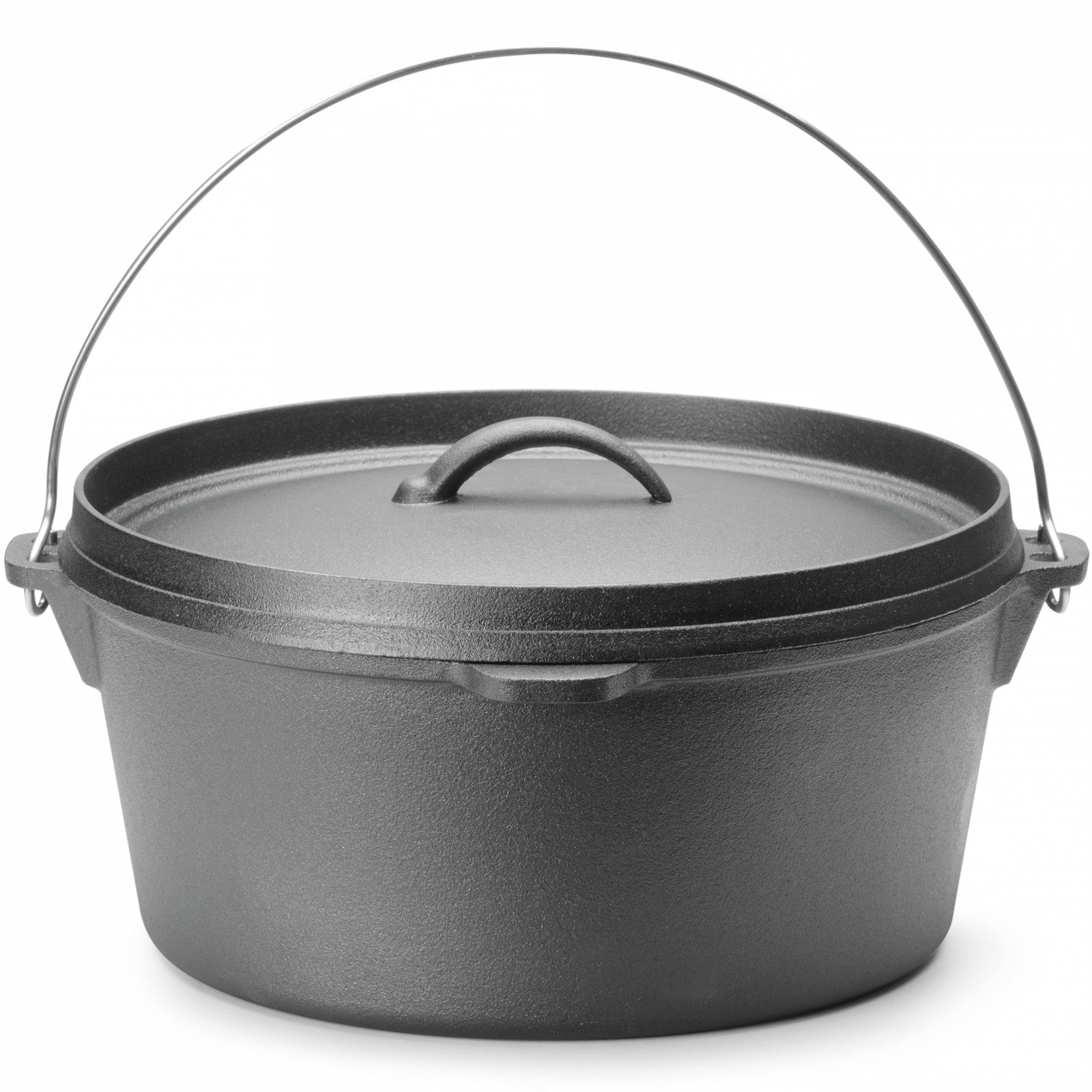 Stock Pots – Cast iron cauldron, hunting pot over the - Carlat