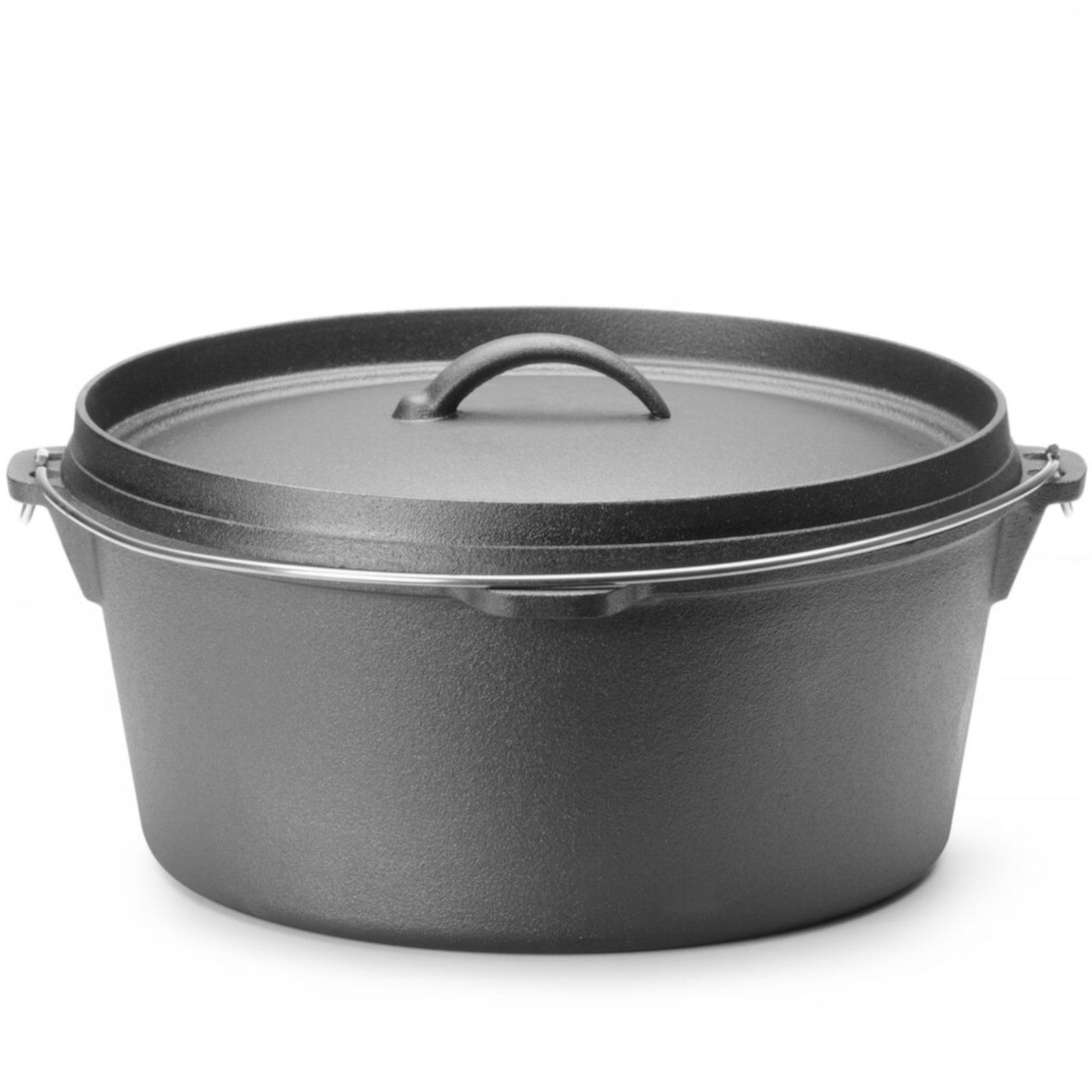 Stock Pots – Cast iron cauldron, hunting pot over the - Carlat