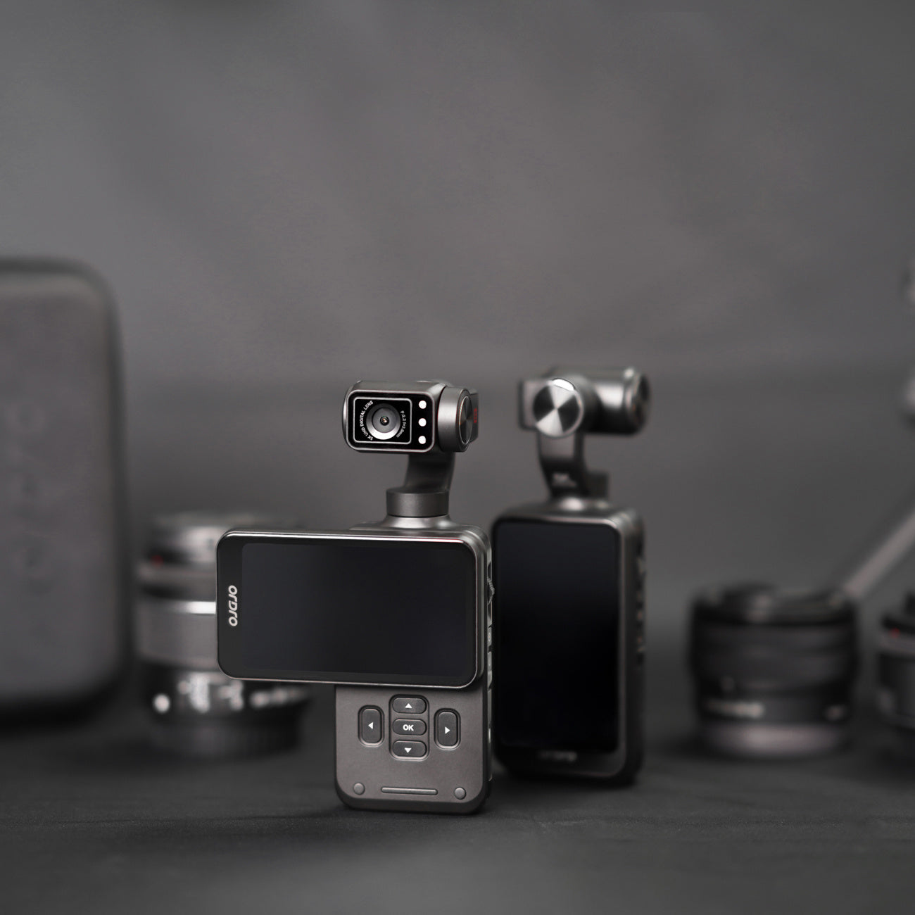 Surveillance Camera Accessories – Camera with 3-axis gimbal for Vlog - Carlat