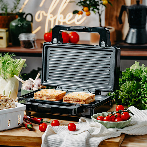 ADLER Toasters and Toast Makers – AD 3073 2-in-1 Sandwich Toaster – image 13