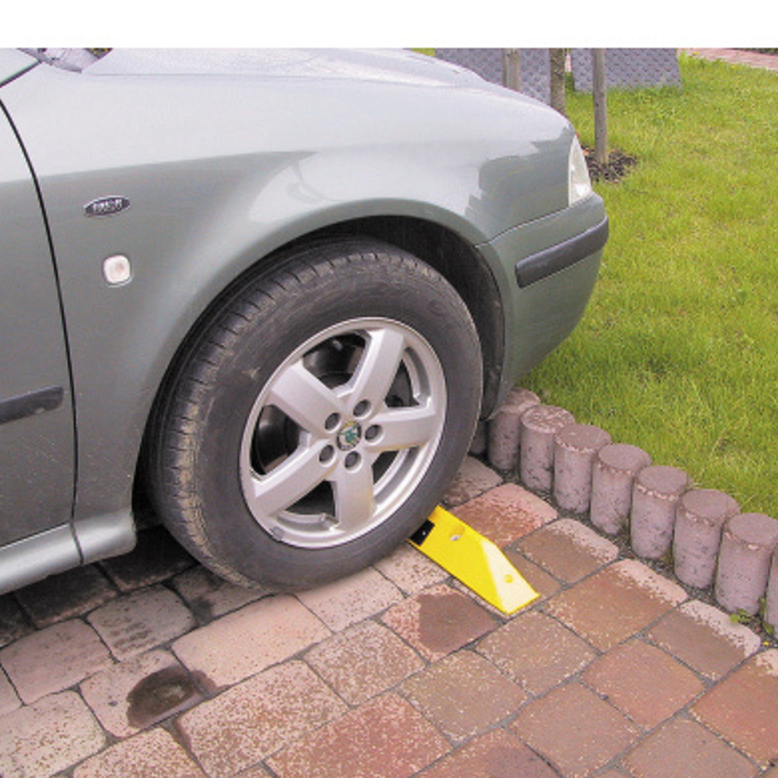 Tools – Car STOP parking separator, yellow - Carlat
