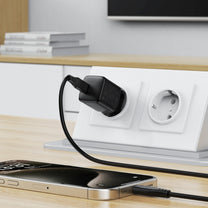 USB-C 30W GaN wall charger with USB-C - Lightning 1.2m cable - black - Carlat