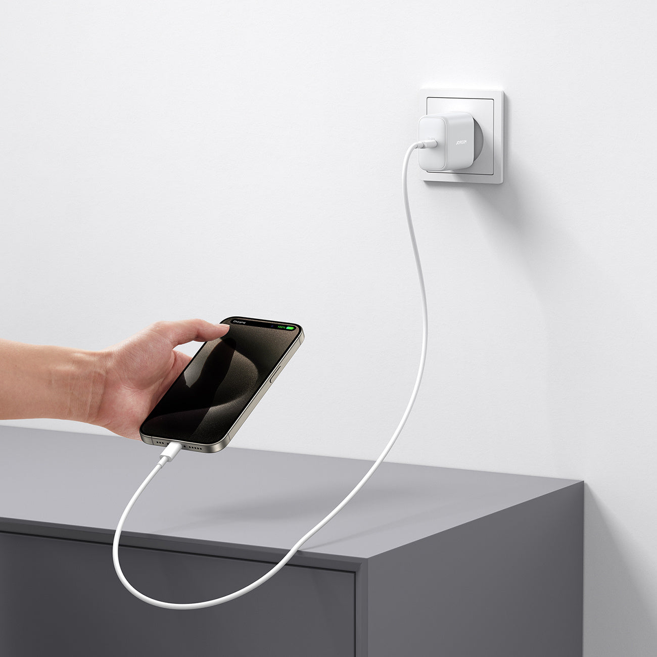 USB-C PD 30W QC SFC wall charger - white - Carlat