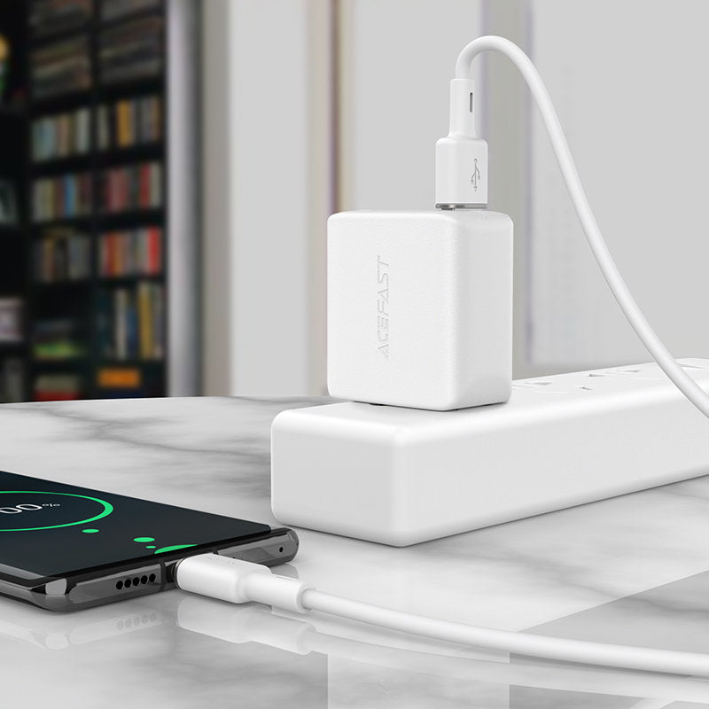USB Cables – Cable USB - USB-C 3A 1.2m white - Carlat