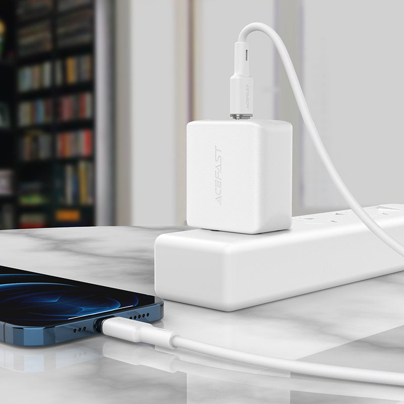 USB Cables – Cable for iPhone MFI USB-C - Lightning - Carlat