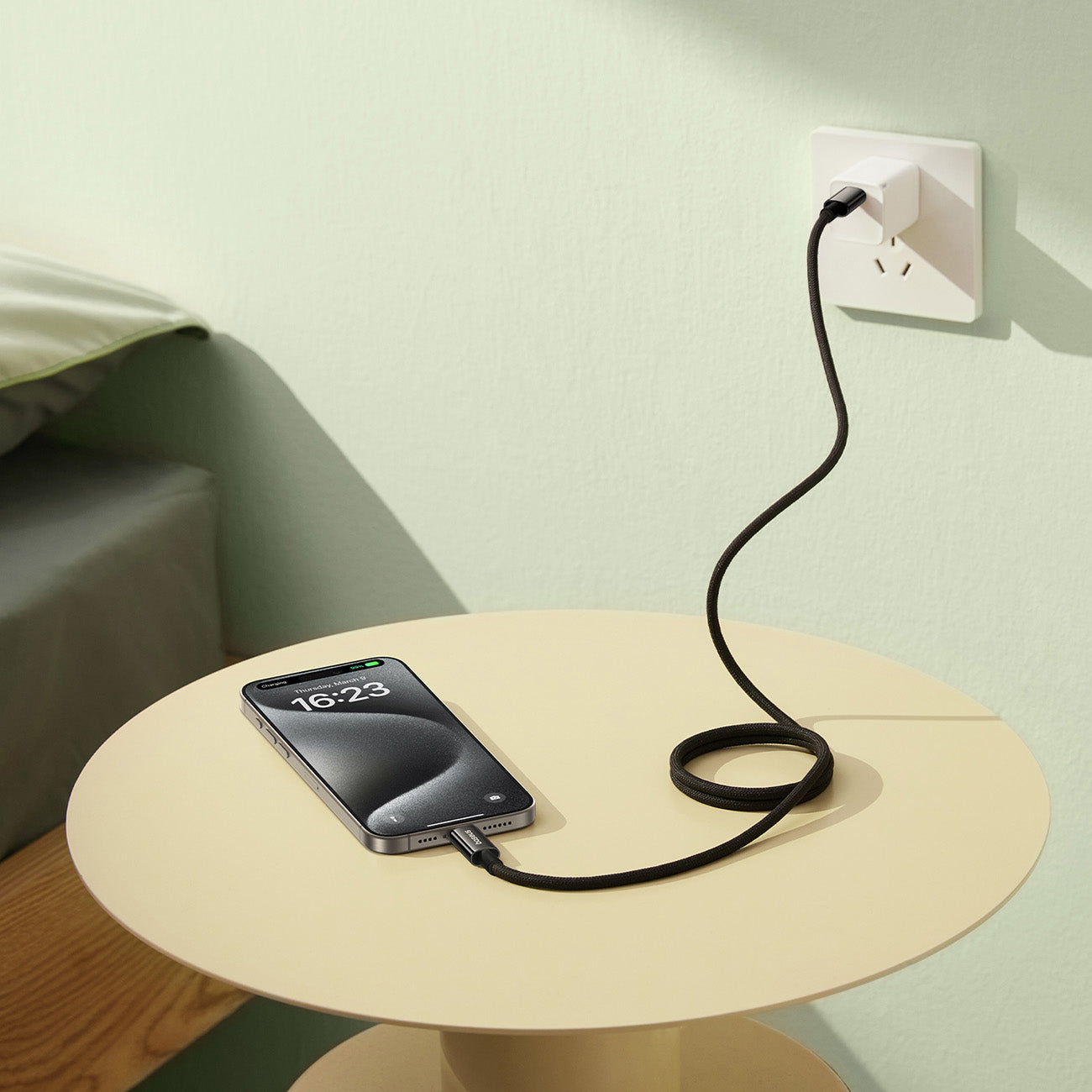 USB Cables – Tungsten Gold cable with magnetic organizer USB-C - Carlat