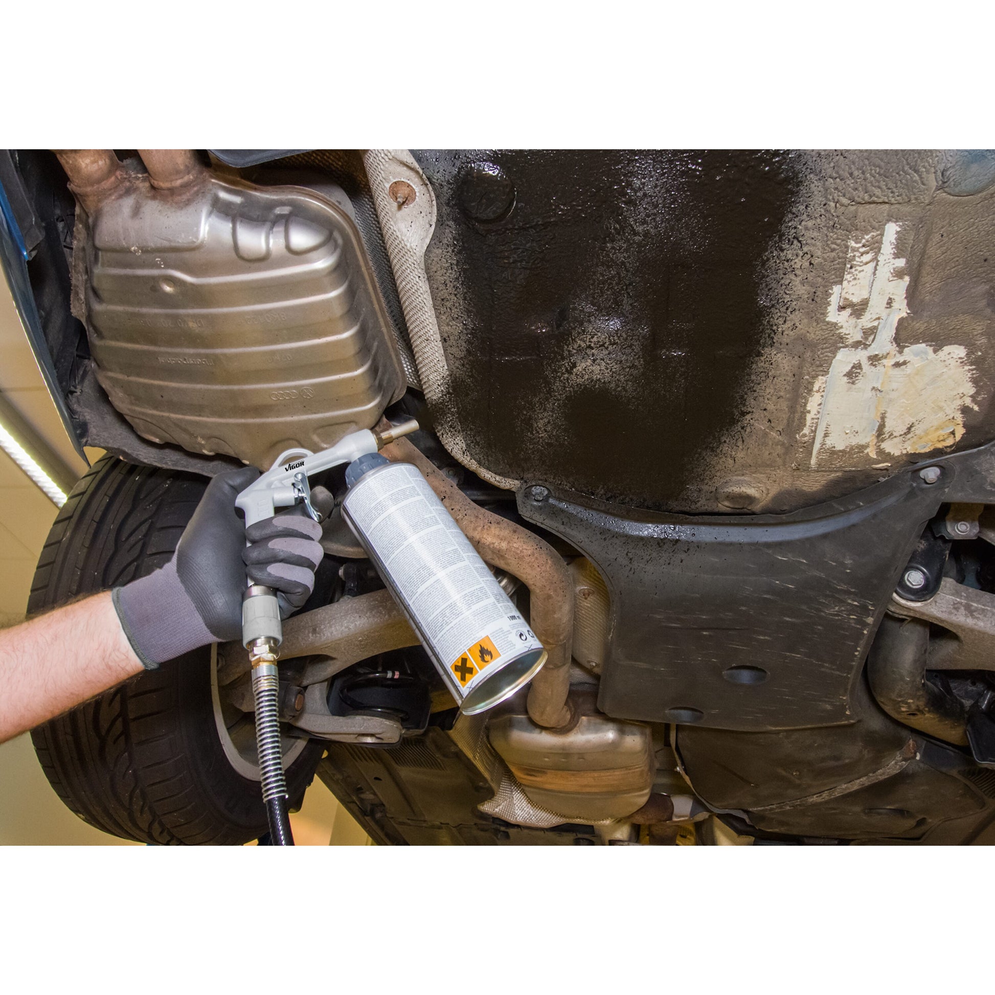 VIGOR Underbody Protection Gun with 500mm Flexible Cavity Hose - Carlat