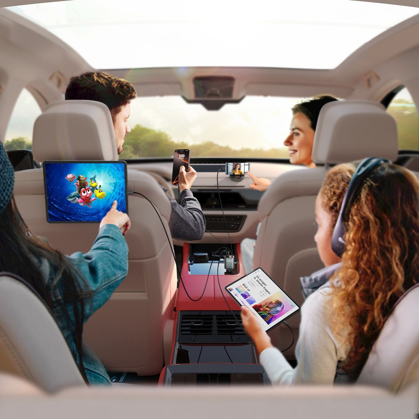 Vehicle Jump Starters – 4in1 car charger with retractable cables - Carlat