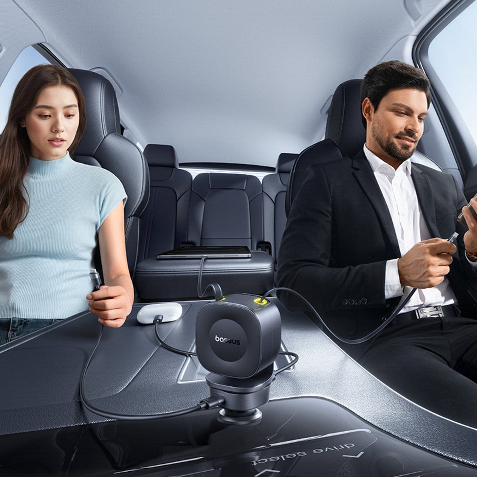Vehicle Jump Starters – USB-C USB-A car charger with retractable - Carlat