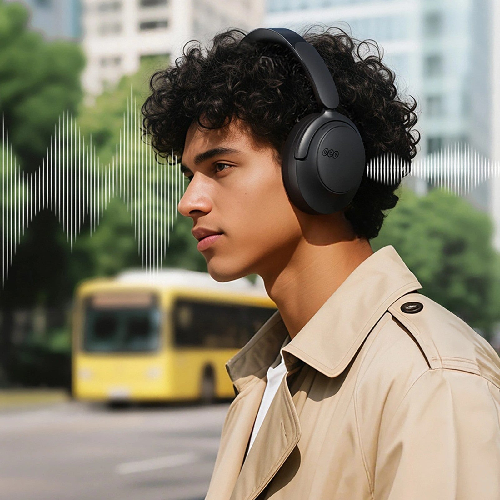 Wireless on-ear headphones with LDAC and ANC noise reduction - Carlat