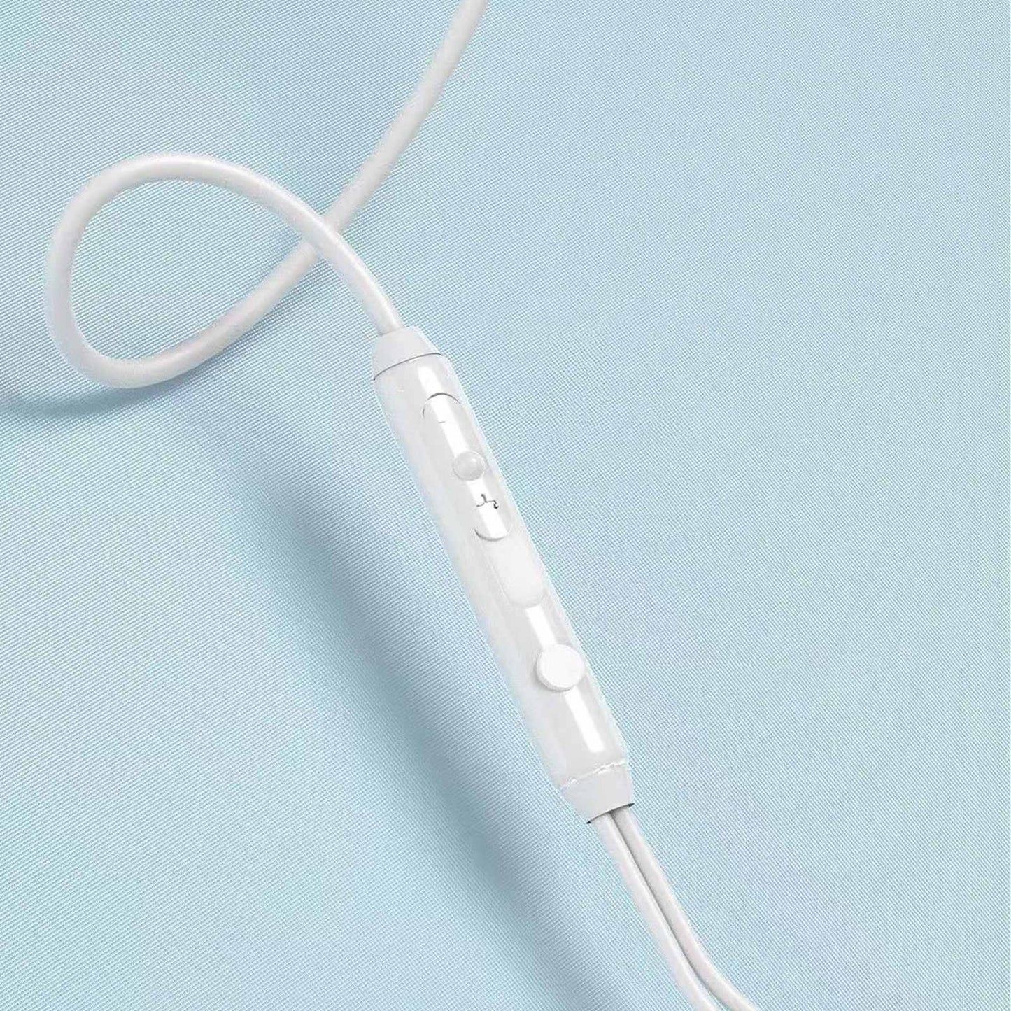 X3 USB-C in-ear wired headphones - white - Carlat