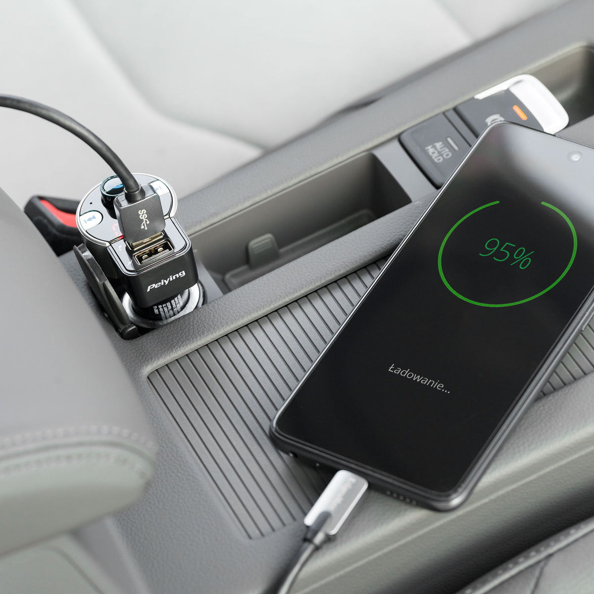 Peiying Transmitters – Car transmitter with Bluetooth functionality (2 USB ports) – image 5