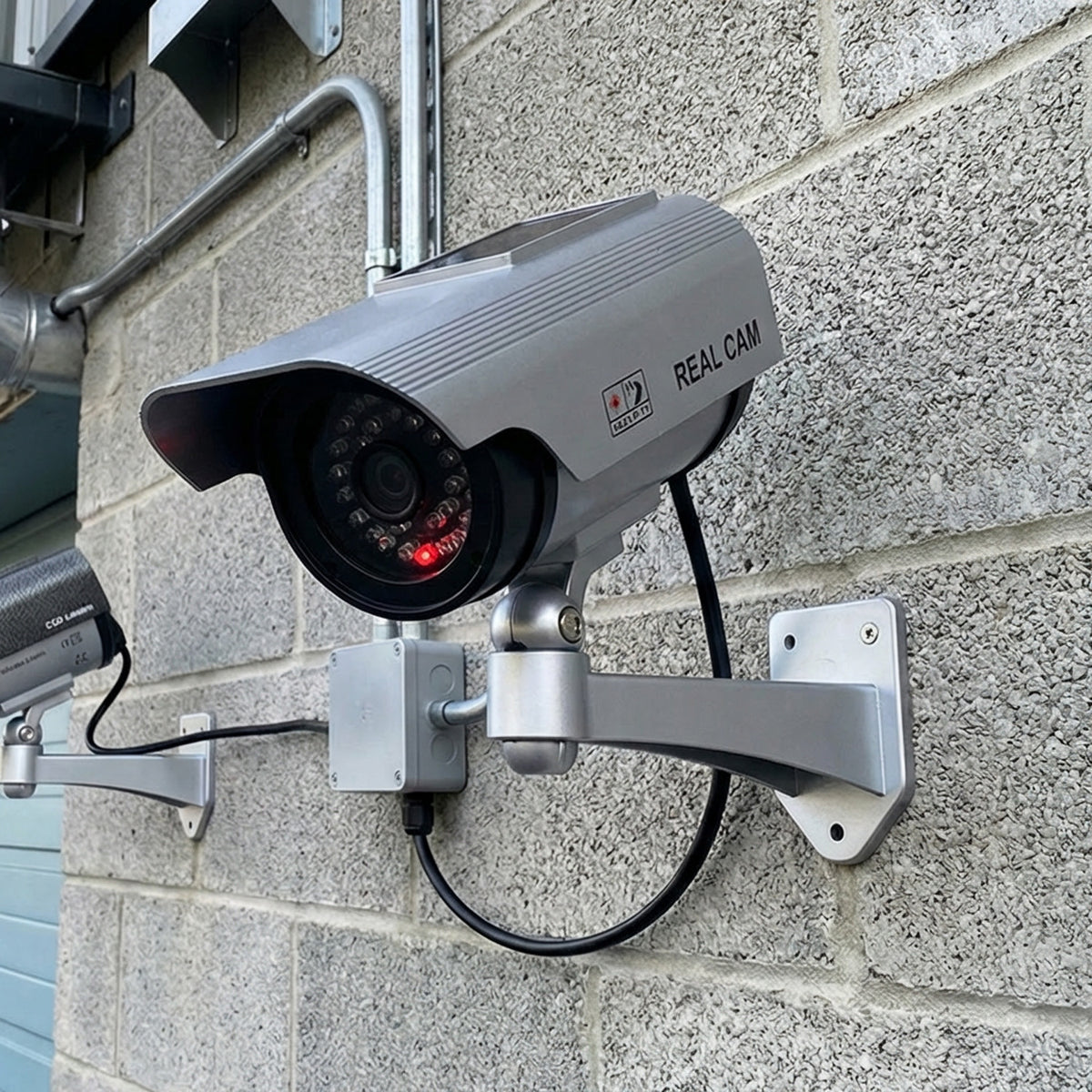 CE SOL1200 Dummy Camera - Solar-Powered Flashing LED - Free Sticker – image 8