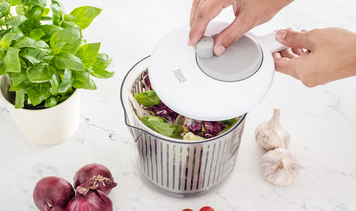 Teesa The remaining – 2.5-Liter Salad Spinner – image 9