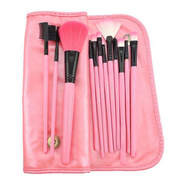RTO Cosmetics, trunks, containers, and organizers – 12-Piece Professional Makeup Brush Set – image 4