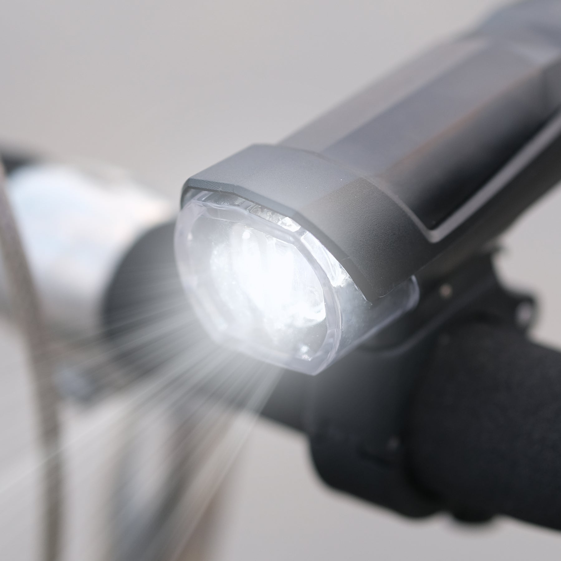 RTO LED Bike Light, Front + Rear Bike Lighting - e354 – image 3