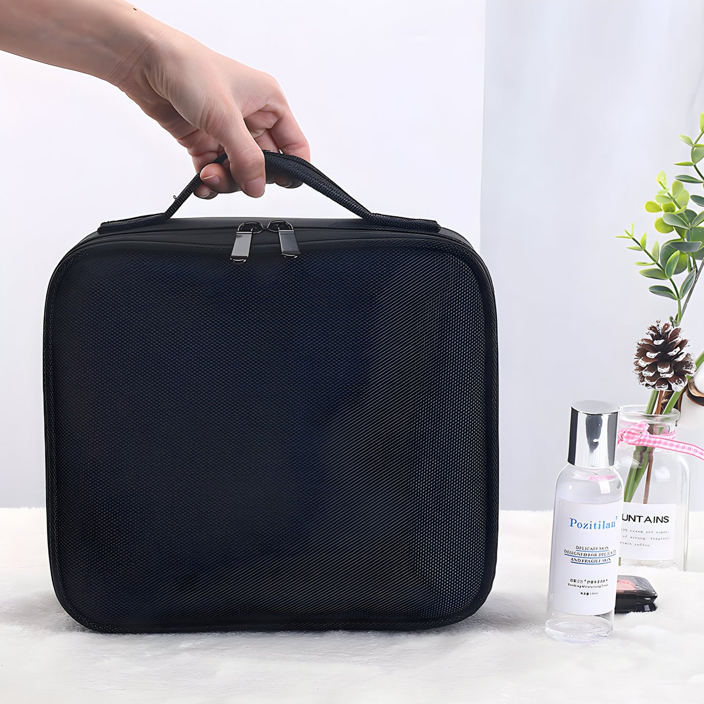 RTO Cosmetics, trunks – Cosmetics Organizer, Large Black Travel Bag for Cosmetics – image 3